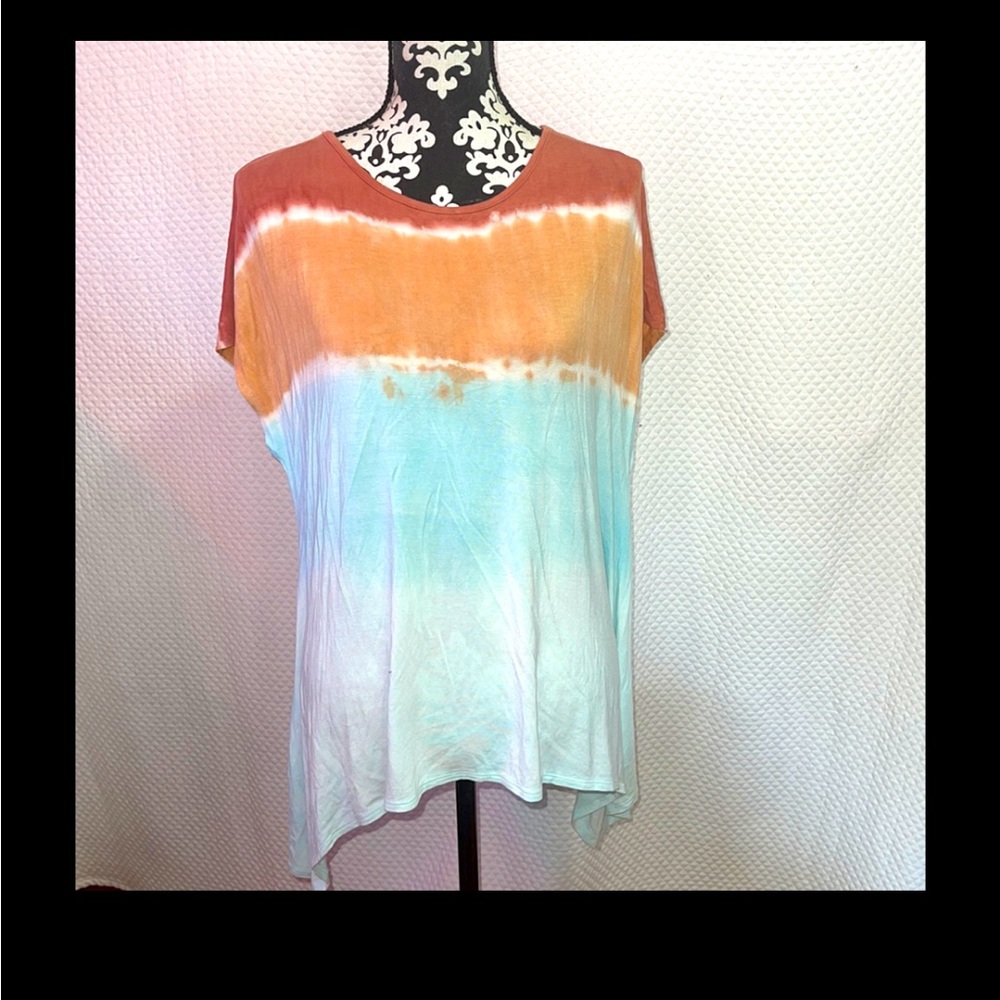 143 Story by Lineup Loose Ombre Tye Dye Asymmetrical Short Sleeve Top small.